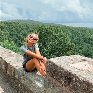 Meet your Posher, Kassidy